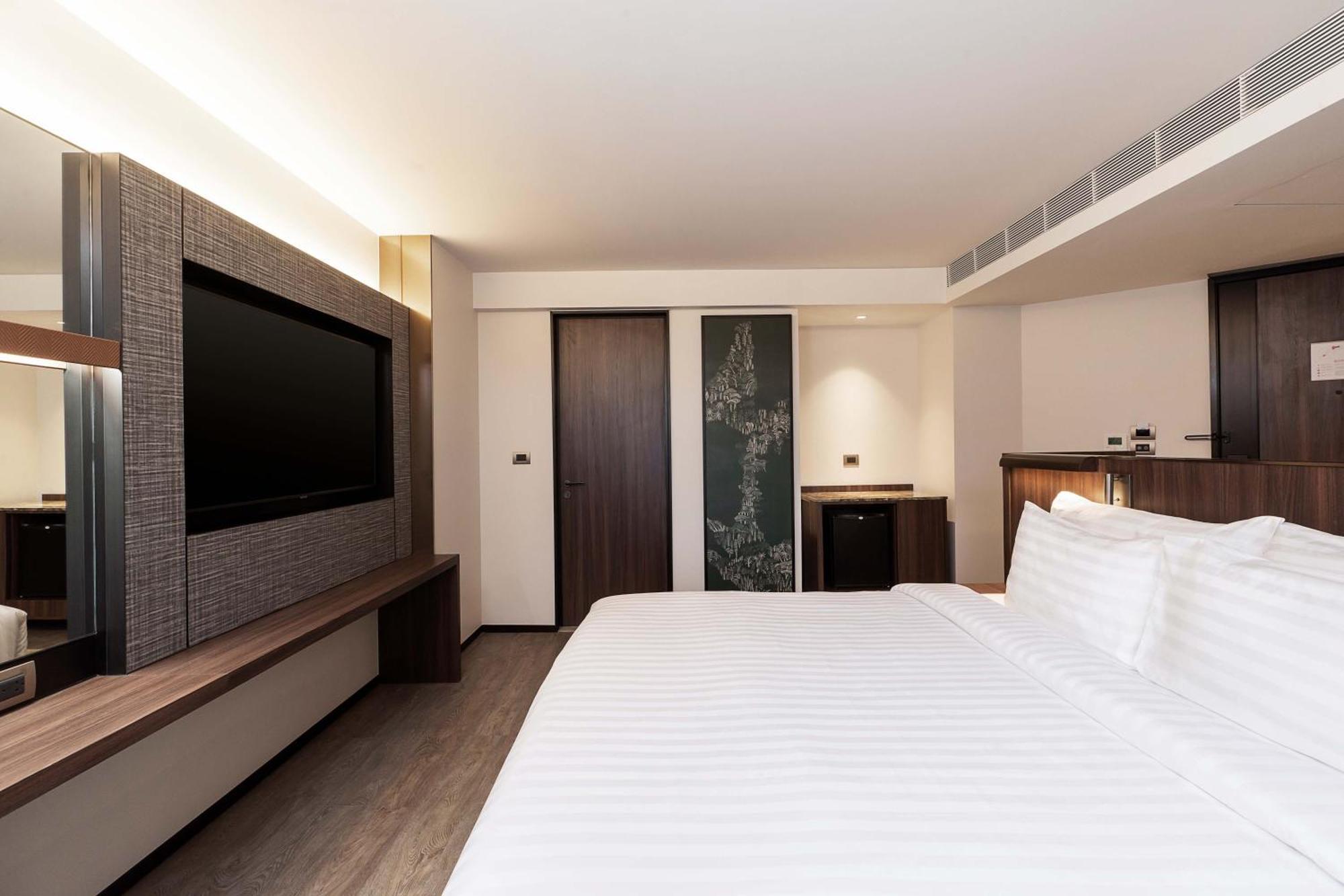 Gardina Asoke Hotel & Residence Bangkok Exterior foto